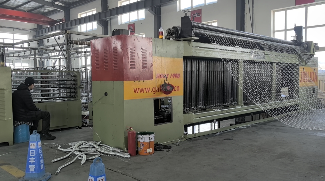 সর্বশেষ কোম্পানি ব্লগ সম্পর্কে কেন বিদেশী গ্রাহকরা গ্যাবিয়ন সরঞ্জামের জন্য চীনা কারখানাগুলি বেছে নেয়