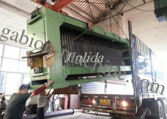 কেনা দক্ষ এবং টেকসই গ্যাবিয়ন জাল মেশিন 2.5m প্রস্থ 4 পয়েন্ট ঢালাই অনলাইন উত্পাদন