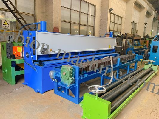 কেনা TUV 7.5kw PLC তারের জাল কাটার মেশিন ওপেন ফর্মুলার ড্রাইভ অনলাইন উত্পাদন